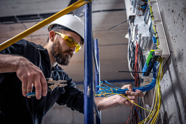 Best Electrician Near Me  in Winfield, MO